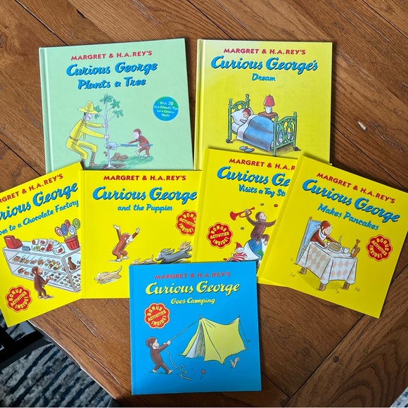 Curious George Children's Books -  Set of 7 - Picture 1 of 1